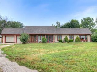 21604 S Wheatfield Rd, Peculiar, MO 64078