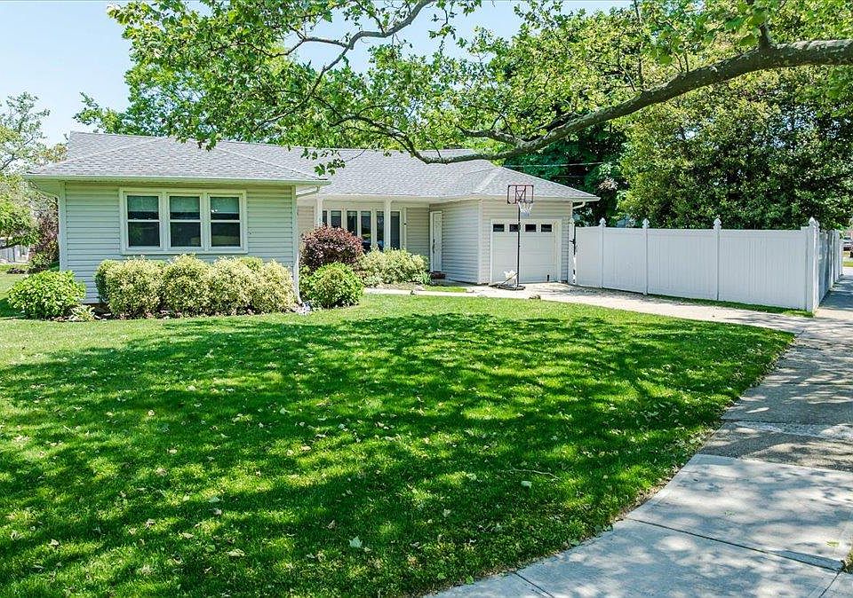 1st image of 534 Allen Road