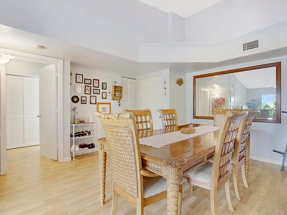 4th image of 4808 N State Road 7 #304
