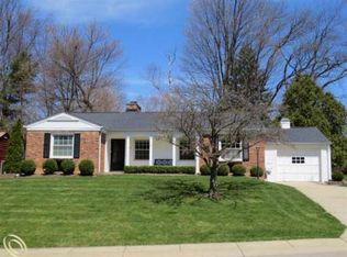 321 Charles Rd, Rochester, MI 48307