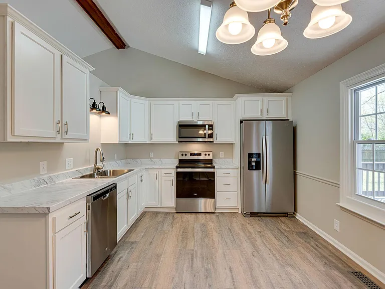 4908 Deerhaven Dr — Photo 10