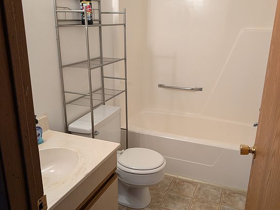 3rd image of 203 Elsie Ct #C