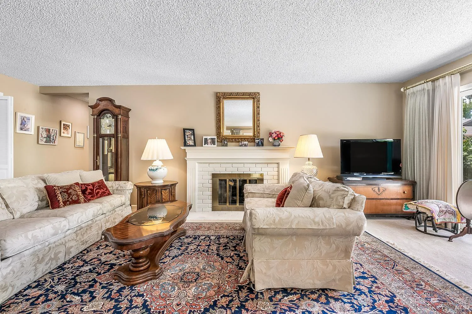 6497 Meadowridge Drive - Photo 4