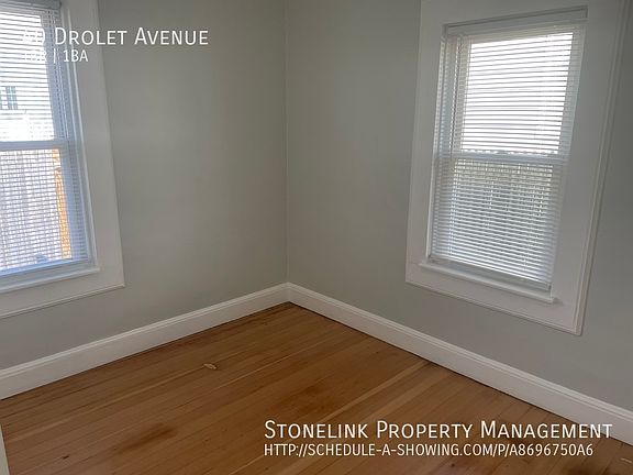 4th image of 40 Drolet Ave