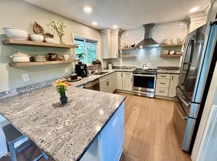 8129 Thompson Creek Rd, Jacksonville, OR 97530