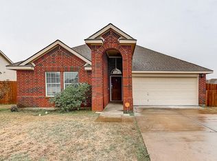 237 Highmeadow Rd, Aubrey, TX 76227