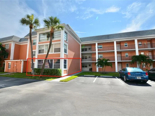 1900 68th St N APT 104, Saint Petersburg, FL 33710
