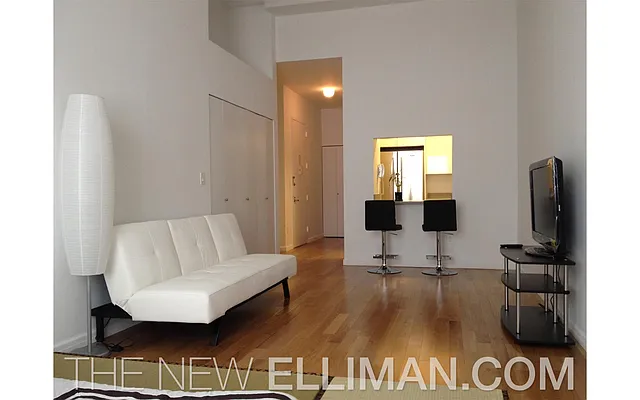 Rented by Douglas Elliman | media 53