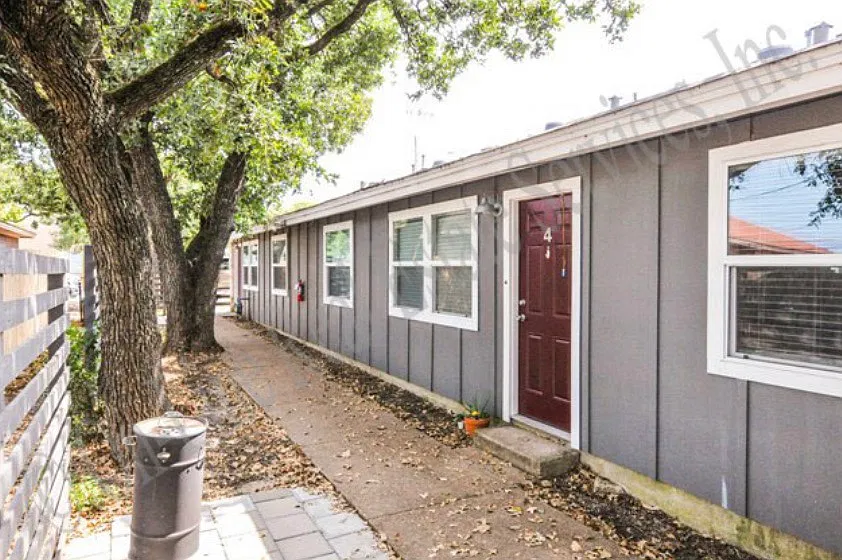 1 bed, 480 sqft, $925 — Photo 2