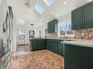 107 E Santa Fe Trl, Kansas City, MO 64145