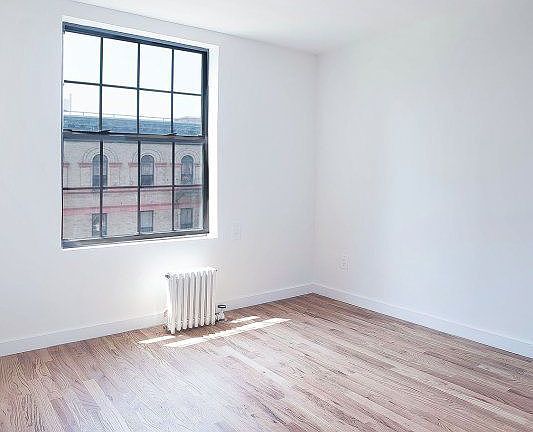 5th image of 2816 8th Ave APT 4B