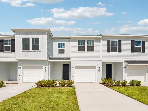 6856 Holcombe Down Dr, Zephyrhills, FL 33541