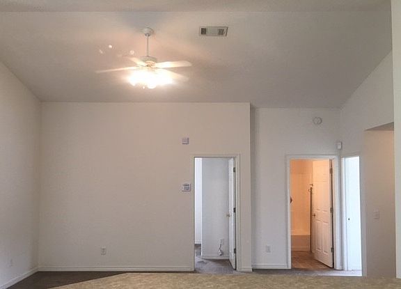 3rd image of 1545 Galvin Ave