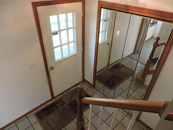 5th image of 17645 Nancy Dr