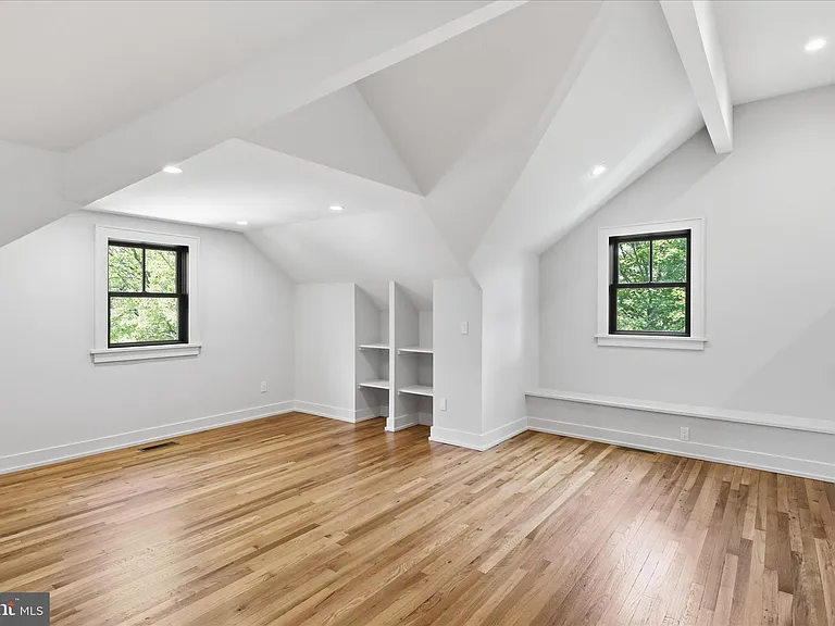 5921 Chesterbrook Rd — Photo 69
