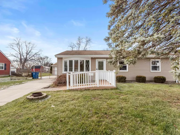 764 Capitol Rd, Valparaiso, IN 46385