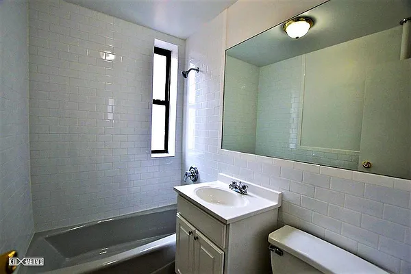 Rented by Corcoran | media 21