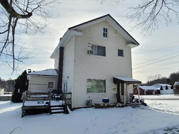 101 Brown St, Reynoldsville, PA 15851