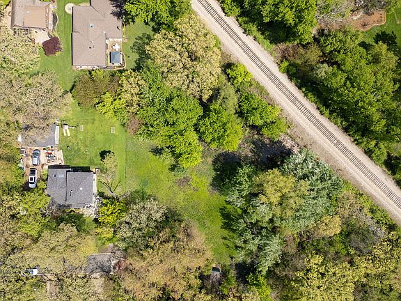 4th image of 14545 Woodland Ave