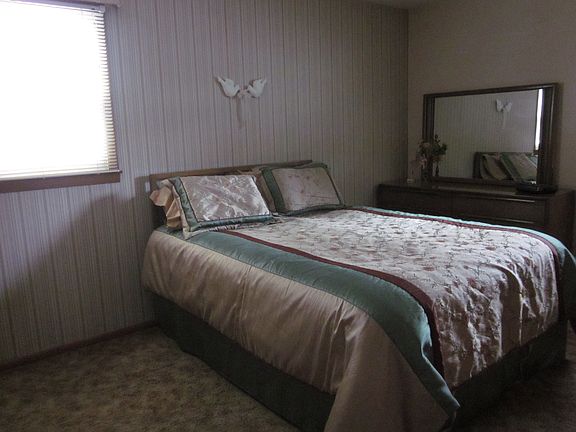 Master Bedroom 12 X 15