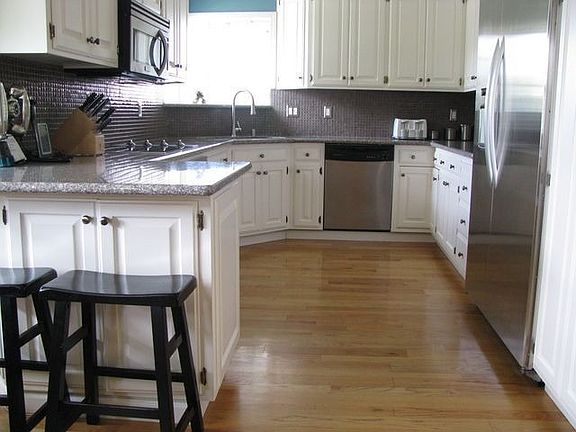 5th image of 1840 Nomark Ct