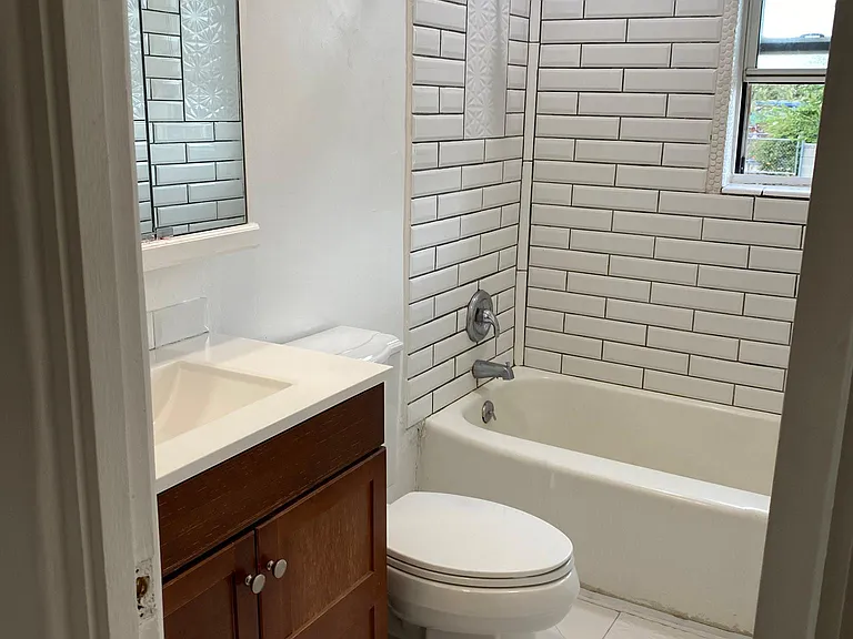 2729 Manzano St NE — Photo 9