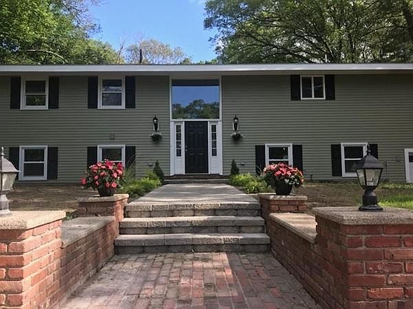 1st image of 166 Highland Ave