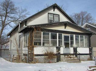 1111 19 1/2 Ave, Rock Island, IL