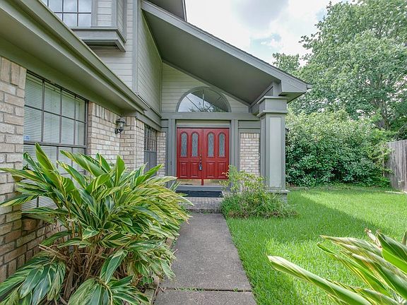 2nd image of 11310 Chiselhurst Way Ct