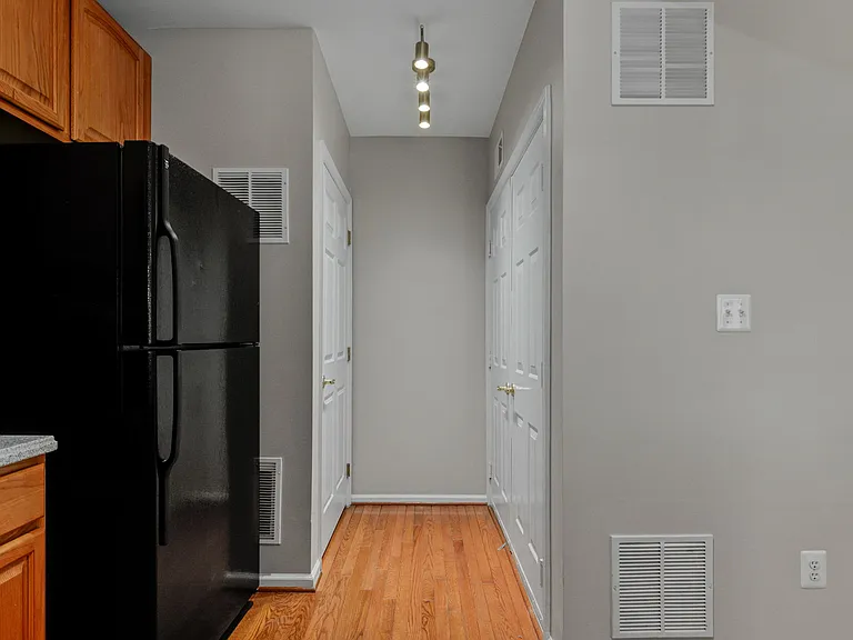 4619 Hummingbird Ln — Photo 6