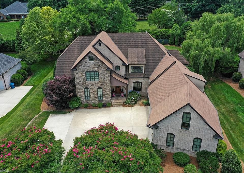 1st image of 310 James Way
