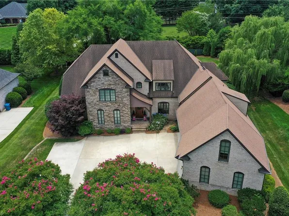 310 James Way, Bermuda Run, NC 27006