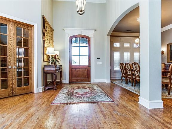 5th image of 6708 Greyhawk Cir