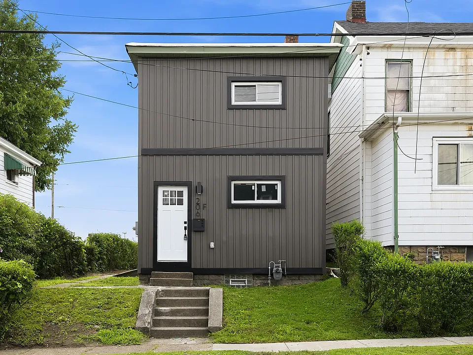 206 E 20th Ave #B
