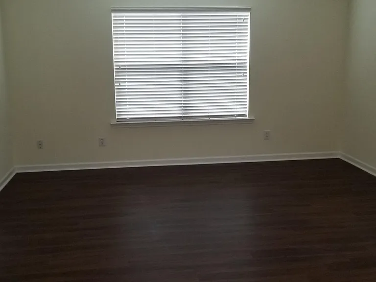 2761 Groovers Lake Point — Photo 10