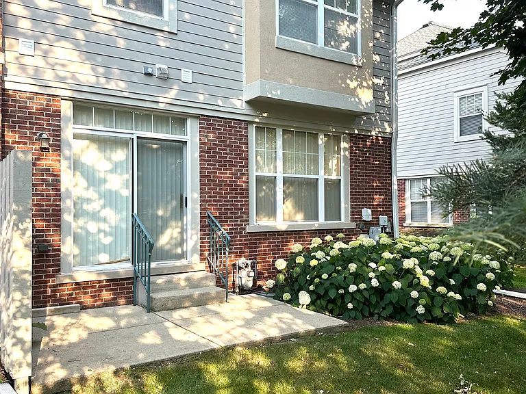 342 Pine Lake Cir — Photo 4