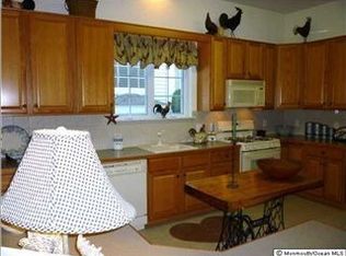 29 Pine Valley Rd, Jackson, NJ 08527