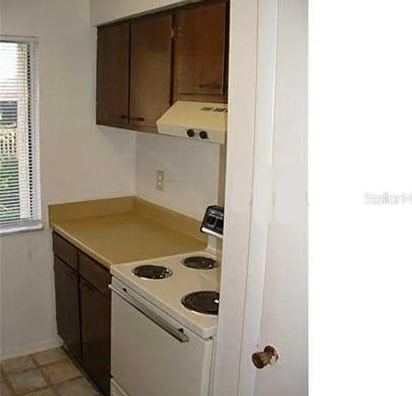 137 Springwood Cir #D — Photo 8