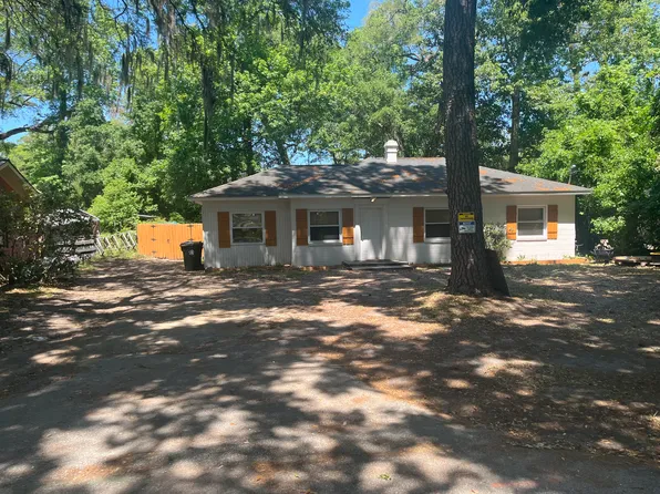 1208 Ravenel Dr, Charleston, SC 29407