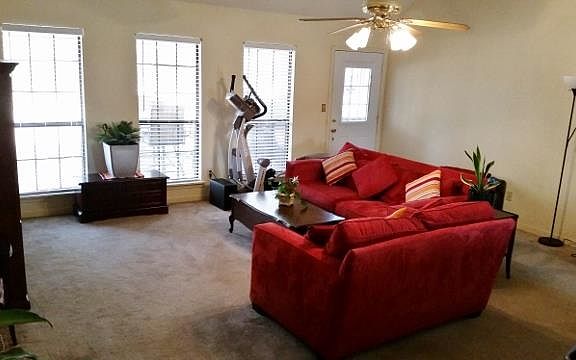 2nd image of 10654 Kristen Dr