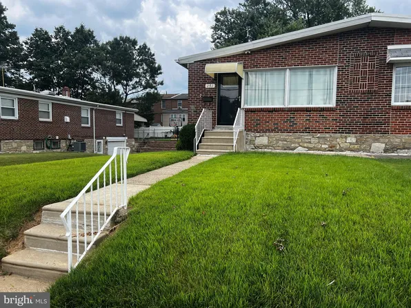 271 Dimarco Dr, Philadelphia, PA 19154