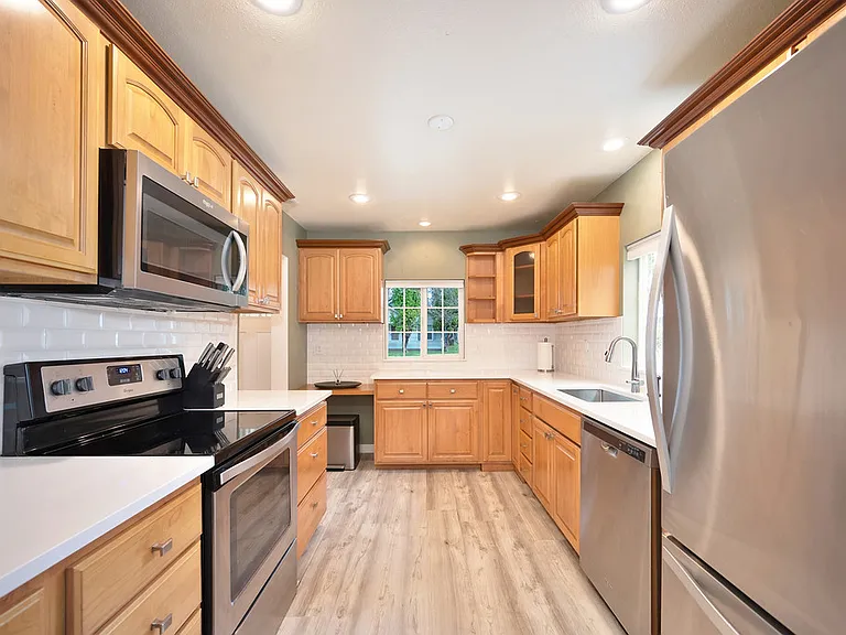 417 S Dollar St — Photo 8
