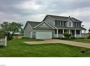548 Spring Run Dr, Apple Creek, OH 44606