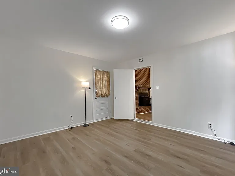 2094 Chapelside Ct — Photo 18