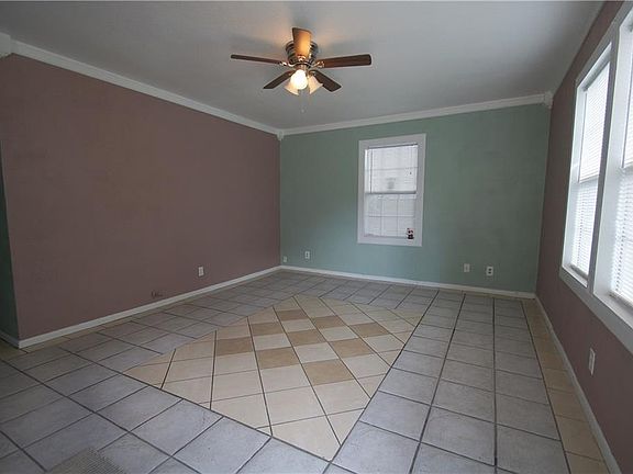 3rd image of 8903 Briley Dr