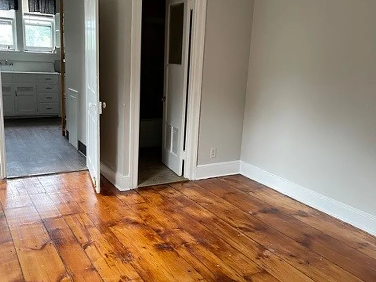 507 Main St — Photo 3