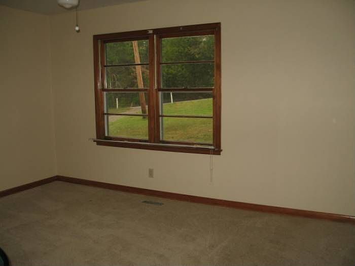 2nd image of 121 Okmulgee Dr