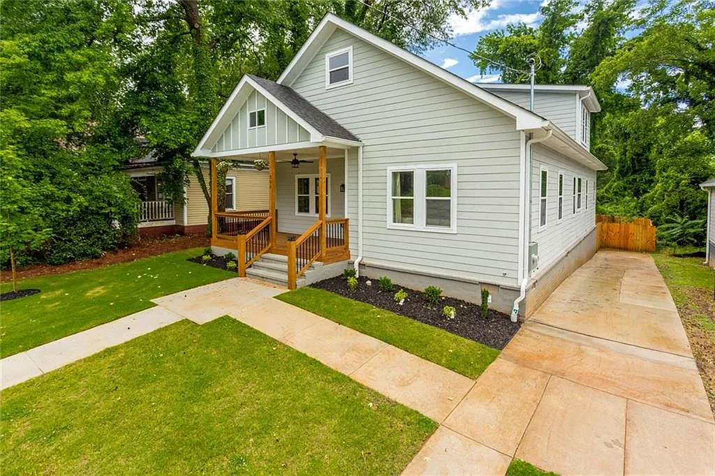 4 bed, 3.5 bath, 2157 sqft, $2,600 — Photo 4