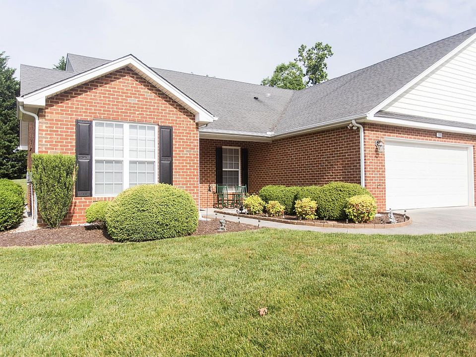 1st image of 1086 Doulton Cir