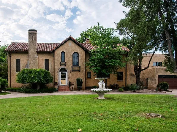 519 N Ash St, Pauls Valley, OK 73075